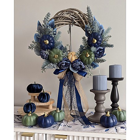 NAVY BLUE jesienny wianek z dyniami, 30-35cm