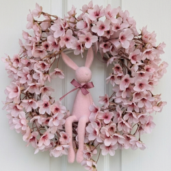 Różowy wianek Wielkanocny z zajączkiem, 35cm