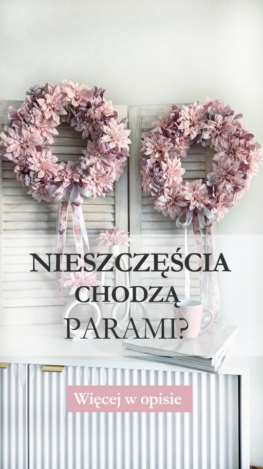 Znacie takie powiedzenie? Sprawdza się u Was?
Ja jestem mamą bliźniaków i bliższe jest mi powiedzenie "podwójne szczęście" 🩷🩷 
Gdy tak się złoży, że jednego dnia dwie różne osoby z dwóch różnych krańców Polski zamówią u mnie ten sam wianek to też myślę sobie, że to podwójne szczęście 🌸🌸 
Jak jest u Was - nieszczęścia chodzą parami czy szczęścia? 😁

Pięknego weekendu Wam życzę 🌞

#wianki #dekoracjedomu #wianeknadrzwi #dodatkidodomu #wystrojwnetrz #wreaths #dlakobiet #kränze #rozowedodatki #shabbydecor #aranżacjadomu #wystrojwnętrz