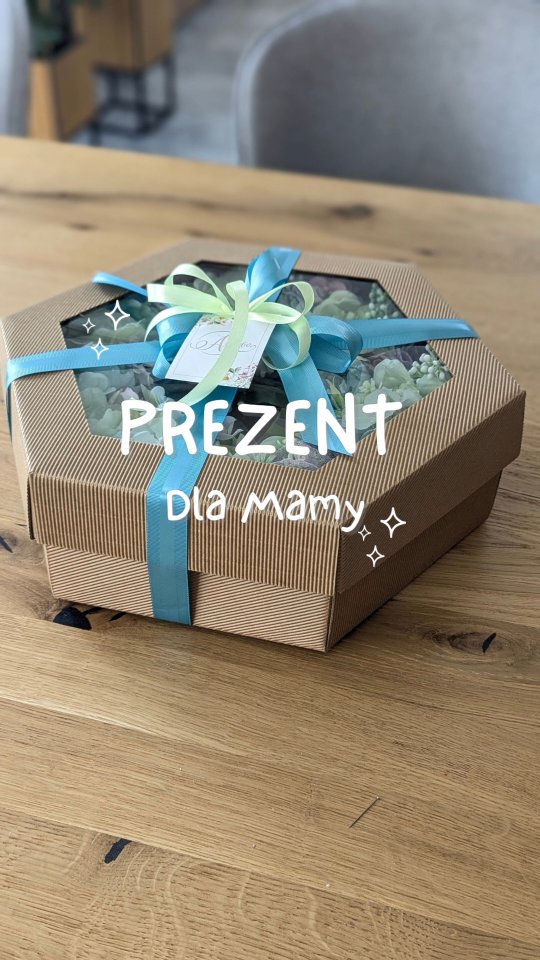 Szukasz prezentu dla mamy?
Mam dla Ciebie ciekawą propozycję:
🌸 Wybierz wianek, który spodoba się Twojej Mamie, a ja zrobię resztę:
✅ Zapakuję wianek w ozdobne pudełko 
✅ Napiszę życzenia od Ciebie dla Twojej Mamy 
✅ Wyślę na wskazany adres w odpowiednim momencie 

📩 Jeśli chcesz zamówić taki prezent dla swojej mamy - napisz do mnie to ustalimy szczegóły 

⚠️ Zamówienia na Dzień Matki przyjmuję tylko do wtorku 20.05

#wianki #dekoracjedomu #wianeknadrzwi #dodatkidodomu #wystrojwnetrz #wreaths #prezentdlamamy #dlakobiet #prezentdlaniej #dzieńmatki #dzienmamy #dlamamy #dodatkidownętrz #dodatkidodomu #kränze #kranz #DekoracjaDoDomu