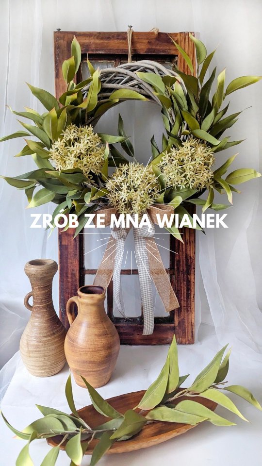 Dziś możecie usiąść przy mnie i zobaczyć jak powstaje taki wianek w stylu boho ❇️
Zastanawiam się czasami czy ktoś z was byłby chętny zrobić taki wianek własnoręcznie? Oczywiście z pomocą dokładnego filmu instruktażowego, z przygotowanymi odpowiednimi materiałami?
Jeśli jest tu ktoś taki to dajcie znać - może przygotuję taki kurs robienia wianka? 🙂

#wianki #dekoracjedomu #wianeknadrzwi #boholove #bohodecor #dekoracjeboho #dodatkiboho #BohoStyle #wreaths #kränze #kranz #zielonedodatki #wianekboho #wnetrzaboho #nowydom #aranżacjadomu